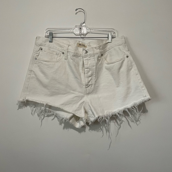MADEWELL Relaxed Denim Short in Tile White 31 - Picture 2 of 12